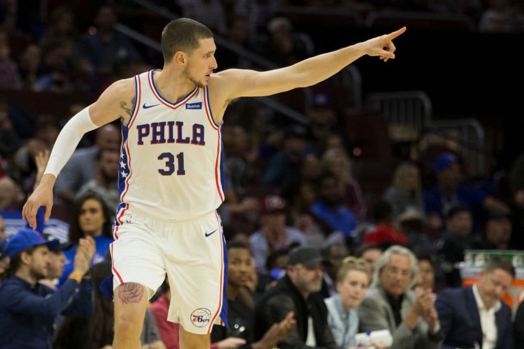 <b>Mike Muscala</b>: precisamente en el canje que lleva a Harris y a Marianovic, él va a los LA Clippers.