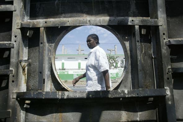 El país, con graves carencias, tiene a más del 40 por ciento de la población en condiciones de pobreza, además de una alta incidencia en el contagio de VIH- Sida.