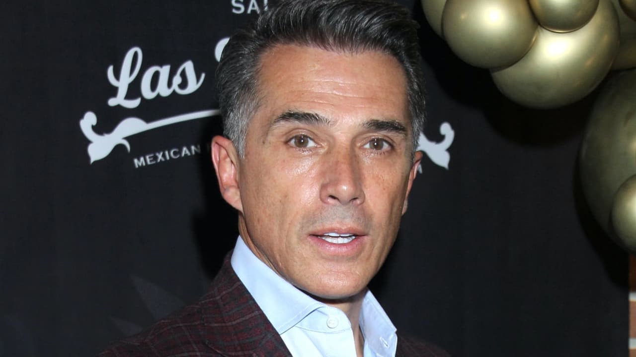 Sergio Mayer dice que su "seguridad" y la de su familia está en riesgo por libro que lo vincula con el narco    