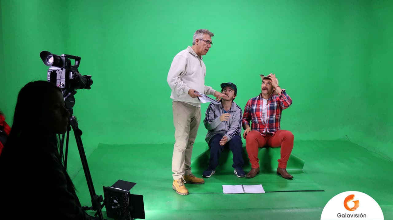 Juntos ensayaron hasta lograr la escena perfecta.