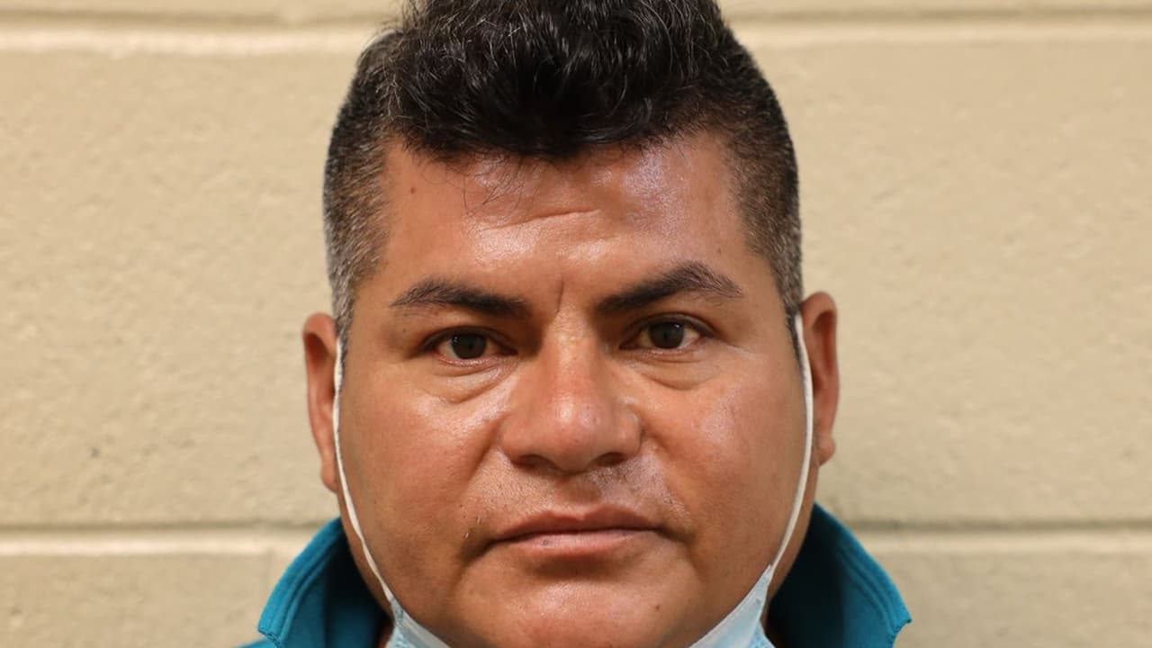 Cosmen Huesca Cruz fue arrestado cerca de Naco, Arizona. El ciudadano mexicano fue condenado por delito grave de violación de un niño en el condado Pierce County.