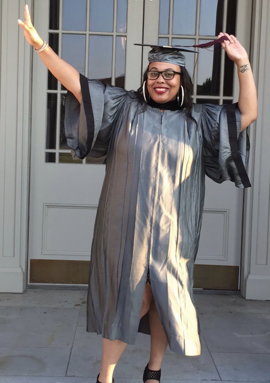 Cómo la raza, el ingreso y el código postal influyen en quién vive o muere por covid-19