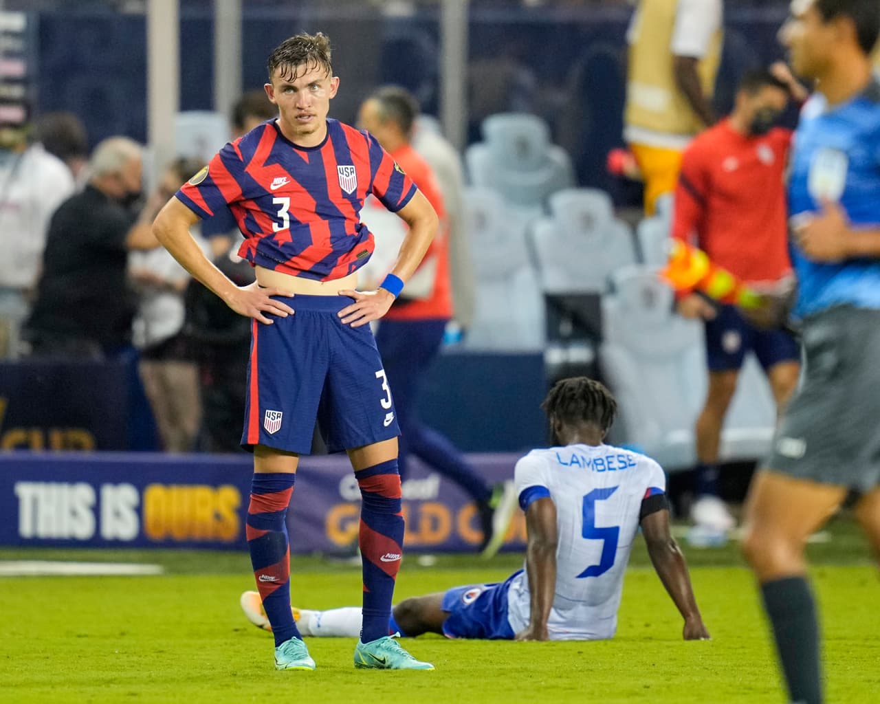 Sam Vines (Colorado Rapids) fue el autor del único gol de la noche.
<br>