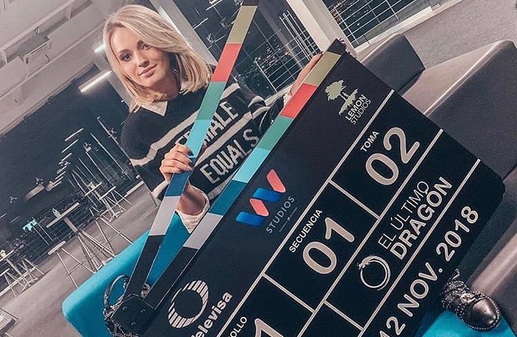 Amante del dinero y del poder, se interpondrá entre Miguel y Adela buscando que él se decepcione de la joven. Para conseguirlo, mentirá, engañará y usará a la gente.