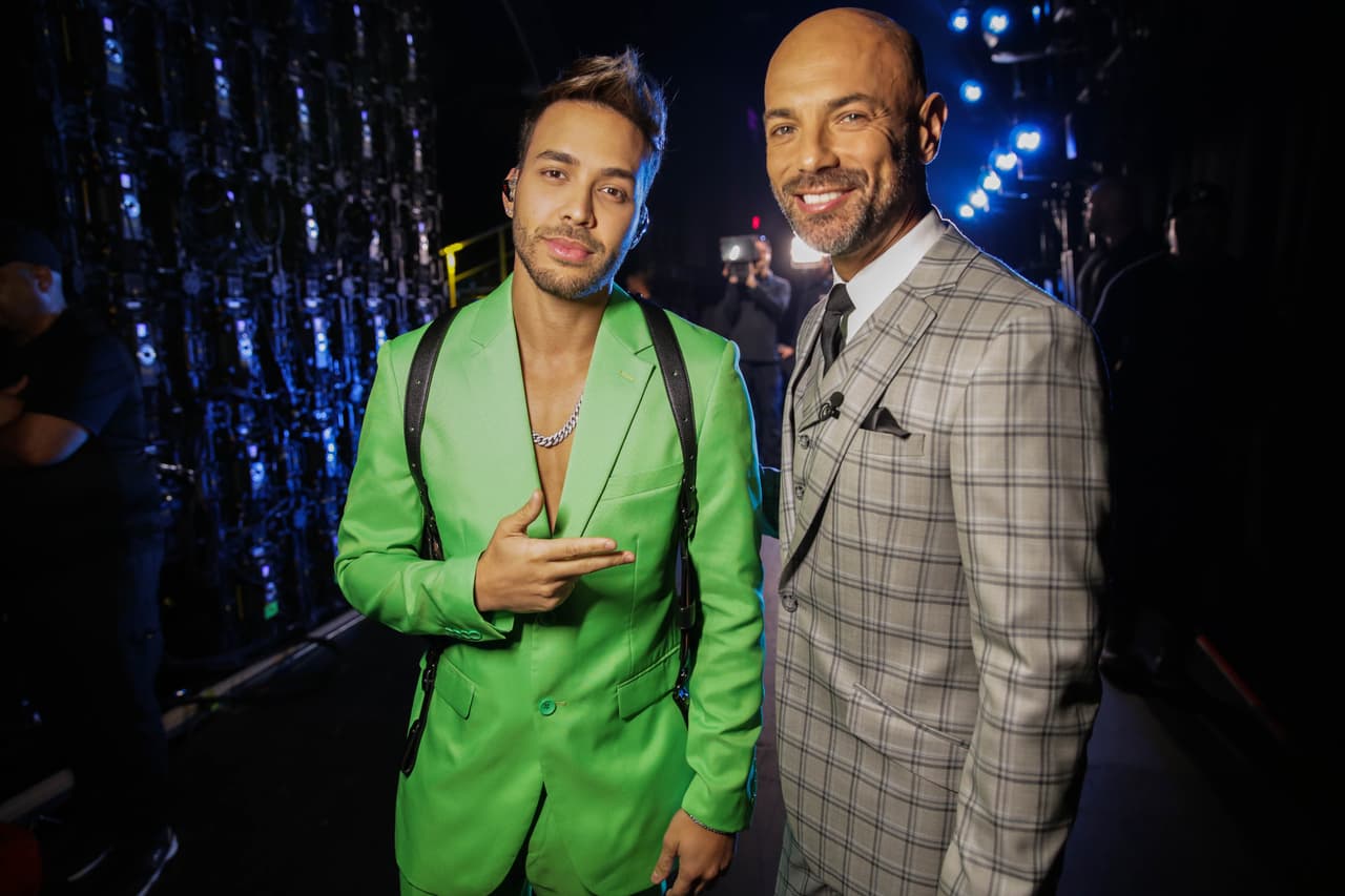 Javier Poza y Prince Royce también convivieron durante el espectáculo. Sin duda, la sexta gala estuvo repleta de luminarias y el destacado bachatero cerró con broche de oro.