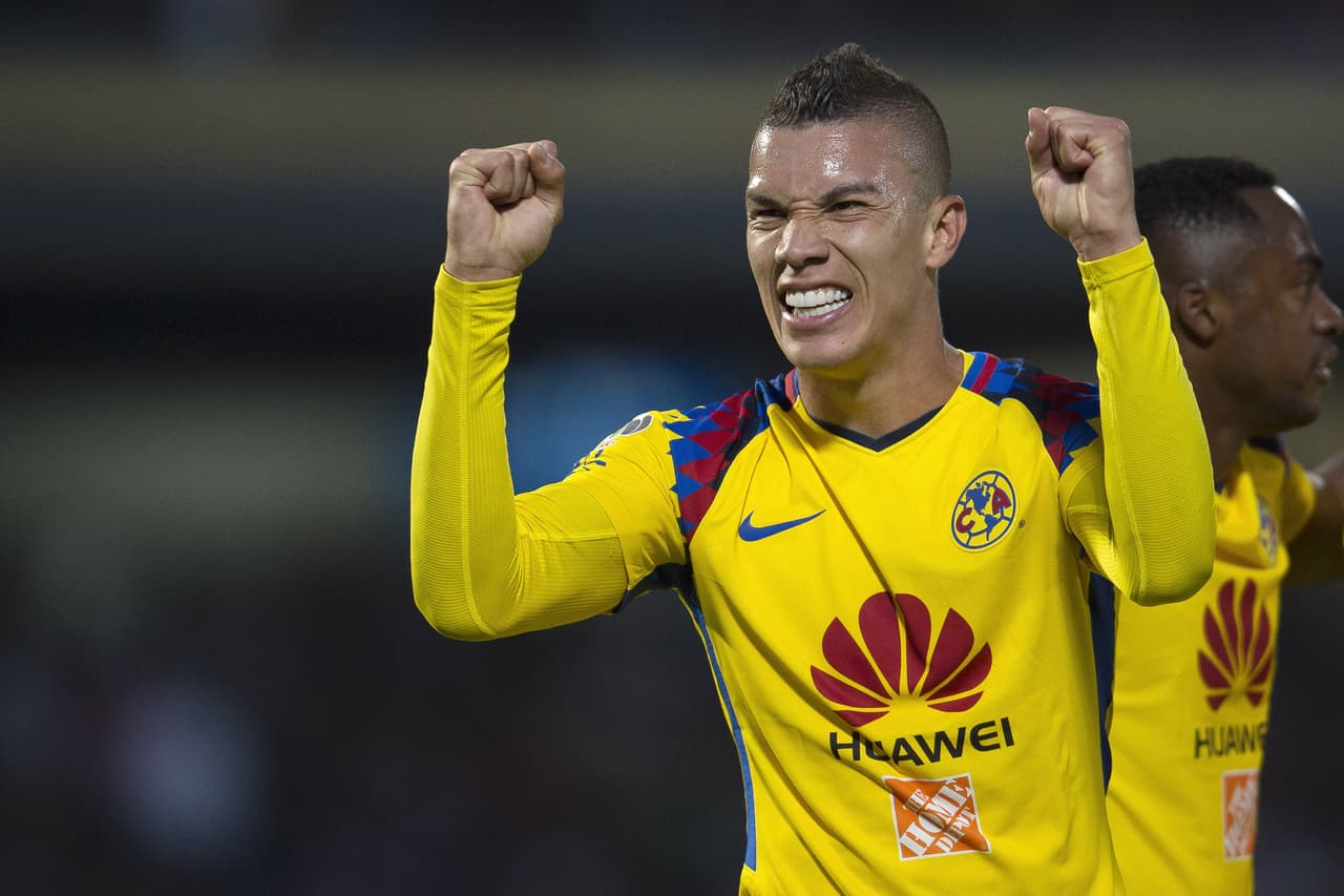 Entonces gfue cuando al minuto 38 del primer tiempo, Uribe puso el segundo en su cuenta personal y el 0-3 de América.