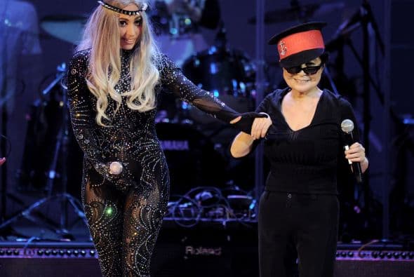 Yoko invitó a Lady Gaga para rendirle homenaje a John Lennon, uno de los músicos que marcó la historia del rock.