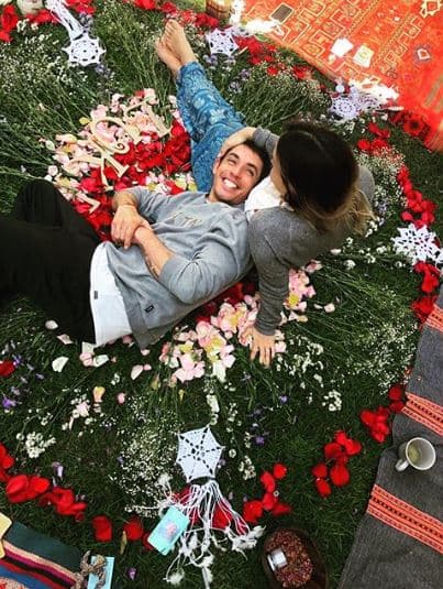 Además, al pie de esta instantánea la protagonista de 'Mi marido tiene más familia' señaló: "Gracias, Alberto Guerra. Amo esa sonrisa. Más listos que nunca. Lúa y Luka".