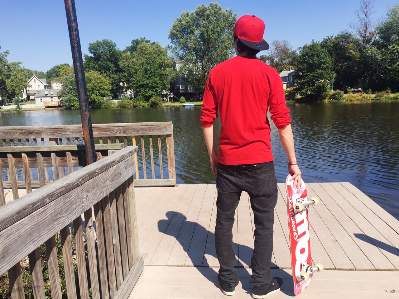 Nos hemos enamorado de Christopher Vélez. Ahora, él nos revela qué es lo que en verdad le quita el sueño: su patineta.