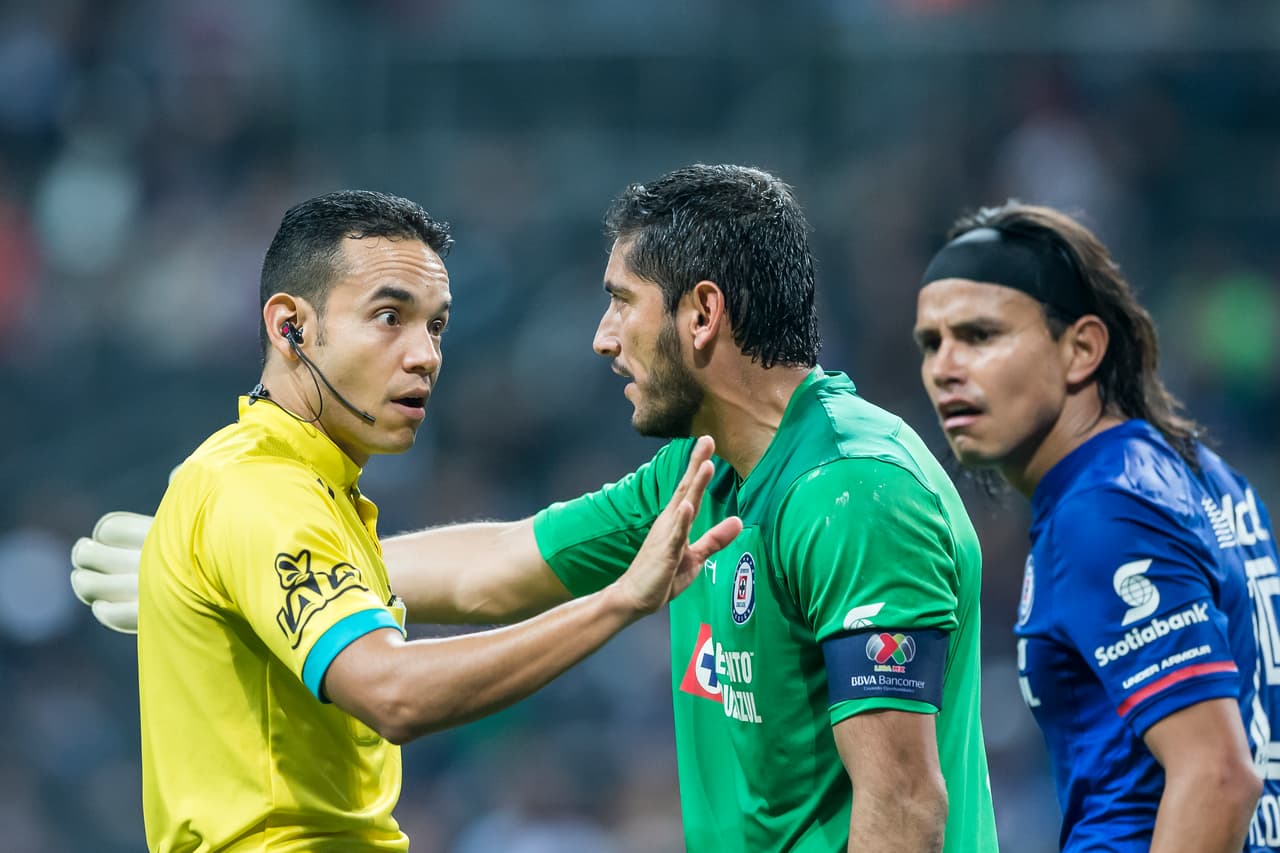 Los celestes esperan salir del bache de más de 20 años sin salir campeones.