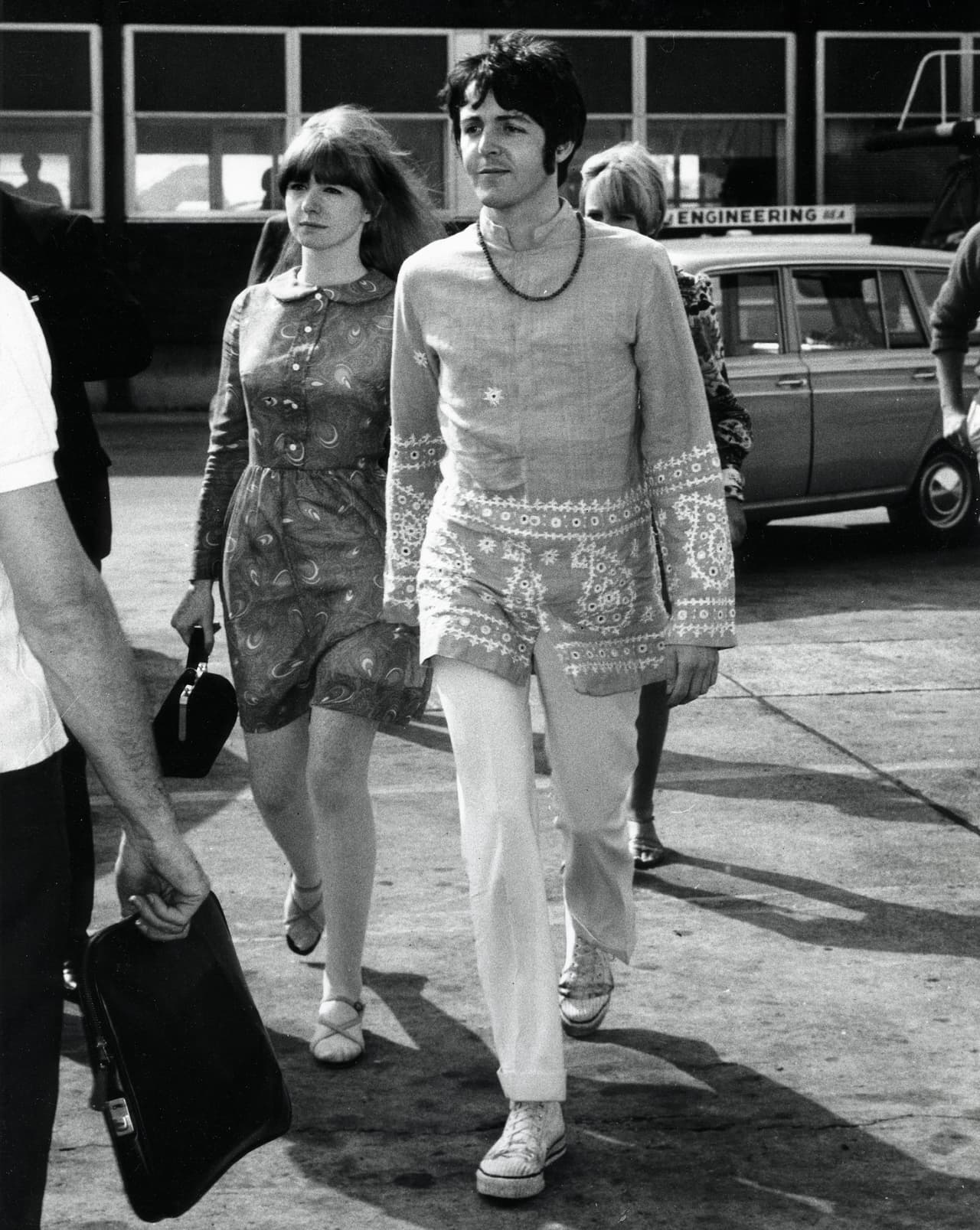 Esa noche Hadjij chocó y fue hospitalizado, pero no murió, las fotos del carro de Paul circularon y de ahí surgieron los rumores de su muerte.