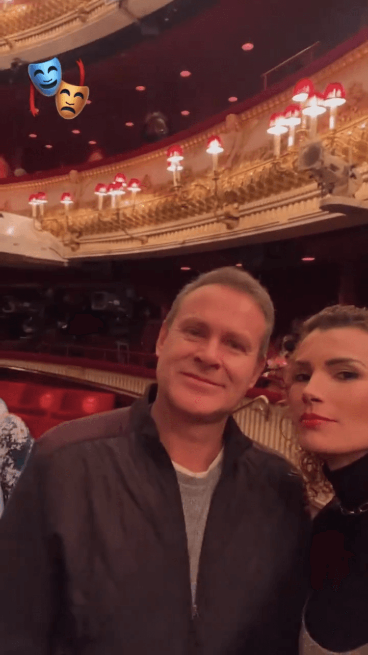 Por las noches disfrutaron de la vida nocturna de esta emblemática ciudad.