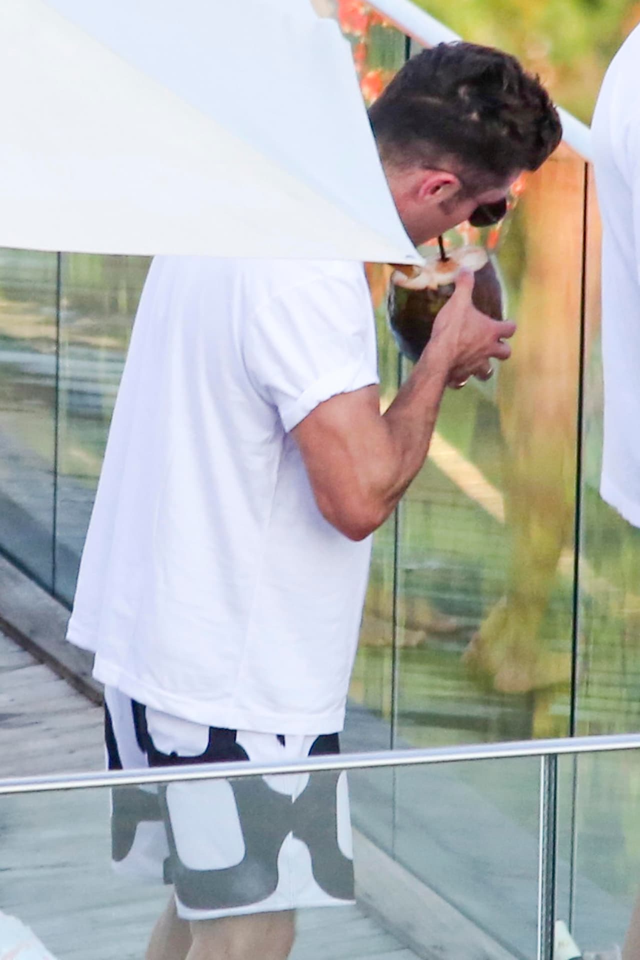 ¿Le echaste un poquito de ron, Zac?