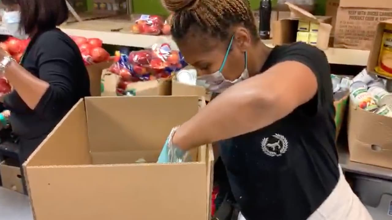 Crean mapa interactivo con sitios donde regalan comida en Houston en medio de la pandemia