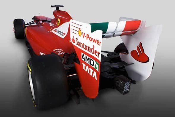 En la parte trasera se puede ver claramente la bandera italiana.