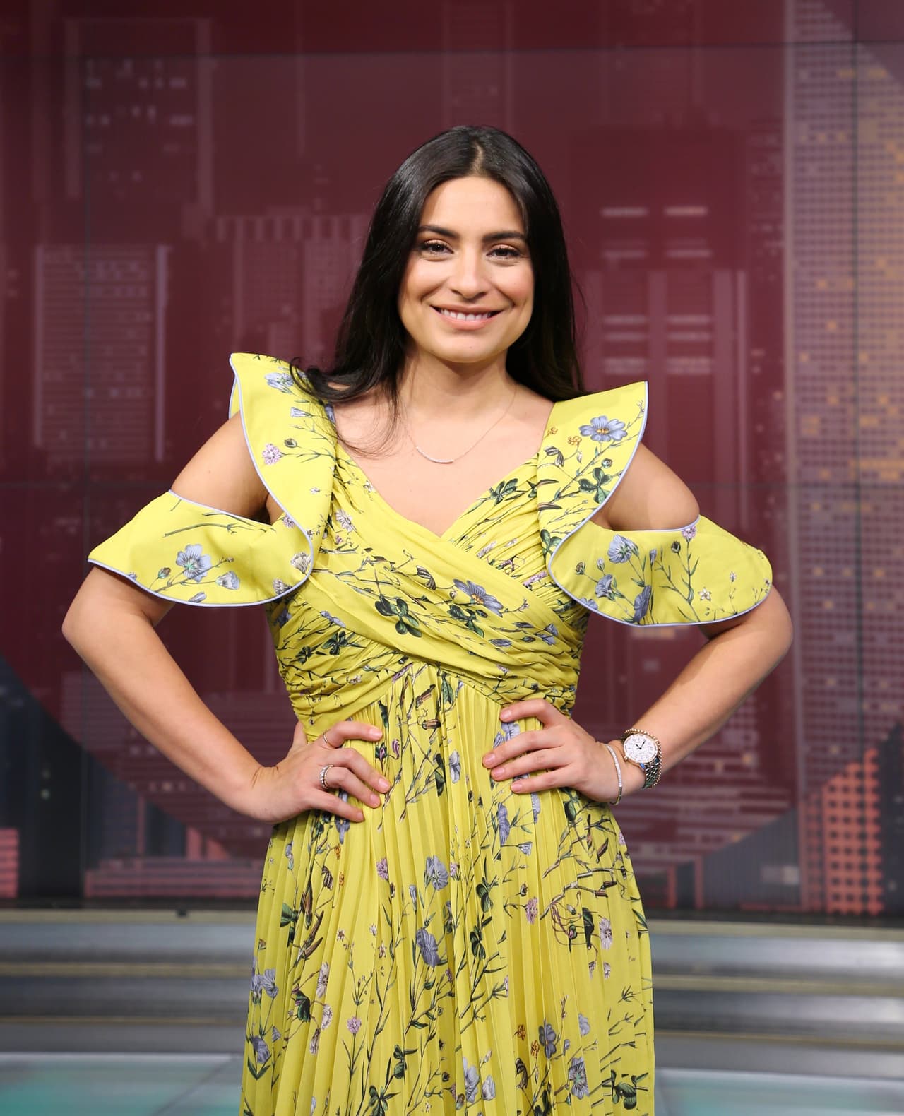 La actriz Ana Brenda Contreras, de 32 años de edad, está disfrutando al máximo sus vacaciones. Primero viajó a Indonesia donde estuvo sola, pero su segundo destino fue Ibiza, España en donde está acompañada de su amiga Tania Leal.