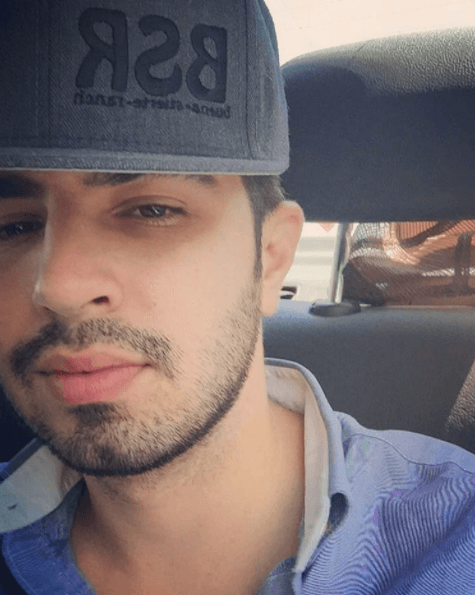 Joss nació el 10 de diciembre de 1990 en Caitime, Sinaloa, México.