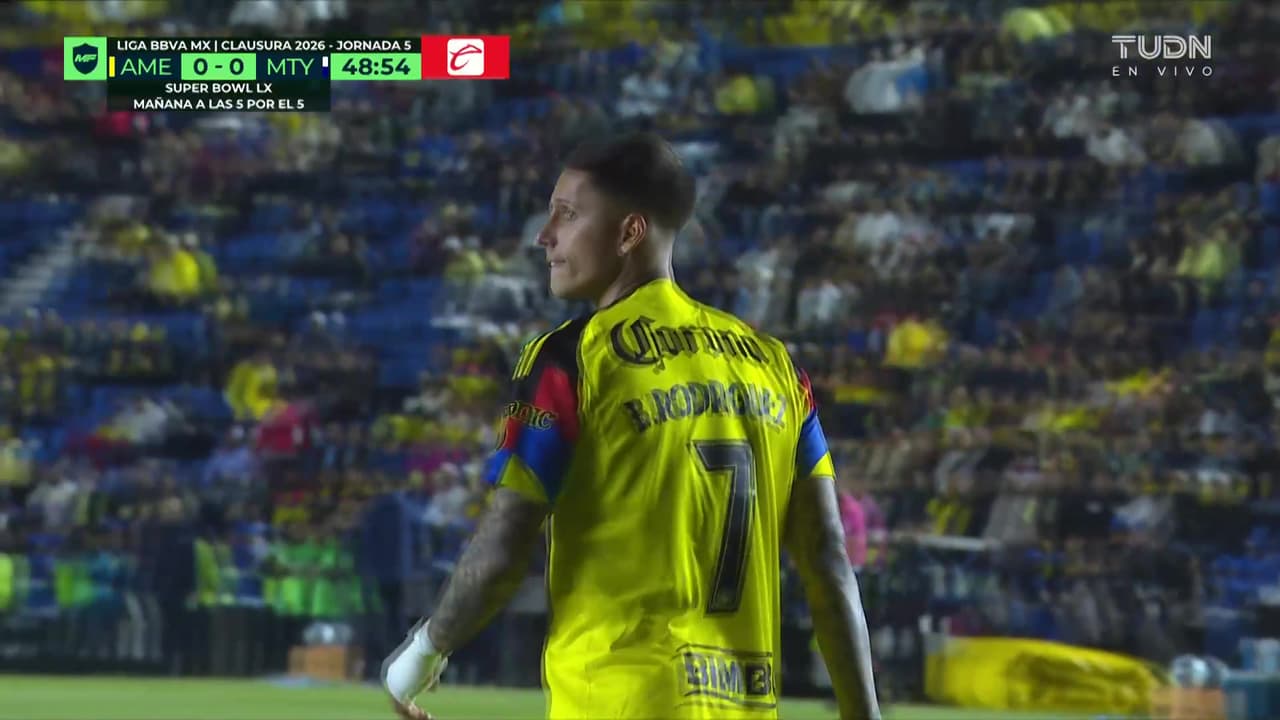 La que te perdiste: Bryan Rodríguez iba a hacer un golazo y esto pasa