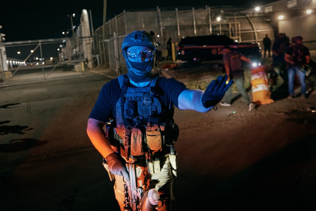 ICE rompe récords de arrestos el último mes, con un promedio de más de 1,400 diarios