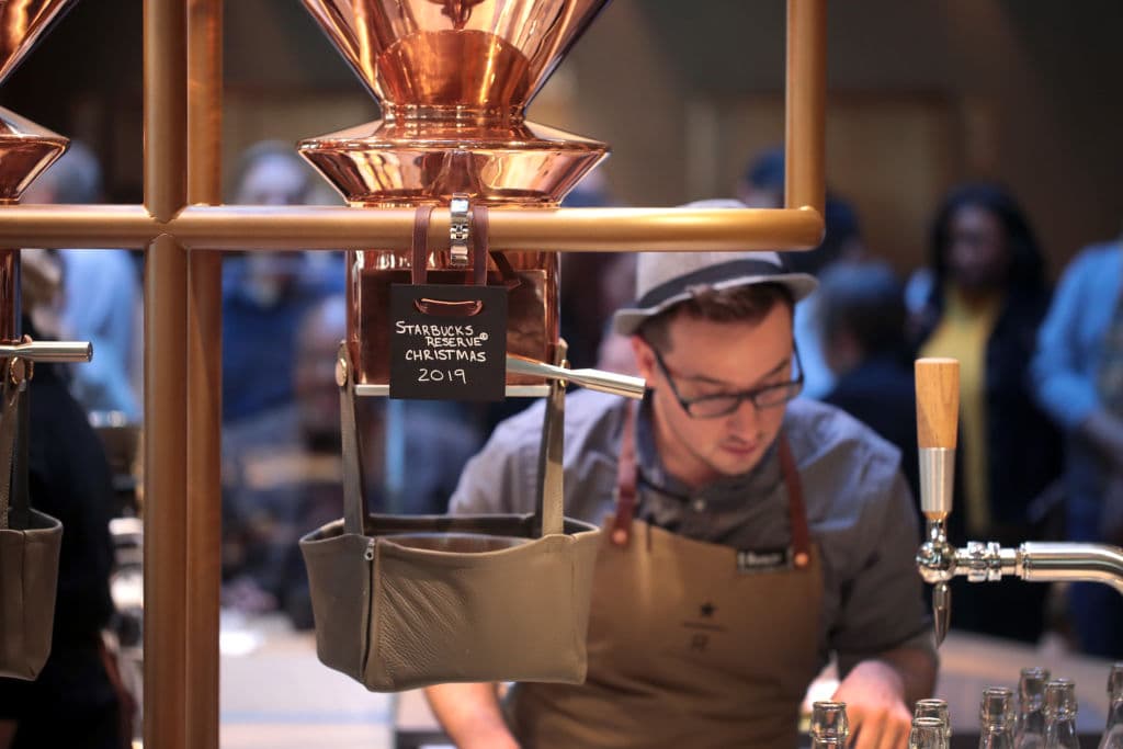 “Confiamos en que esta nueva experiencia se convierta en una nueva fuente de orgullo" para la ciudad, dijo la gerente general del Starbucks Reserve, Shauna McKenzie-Lee.
<br>