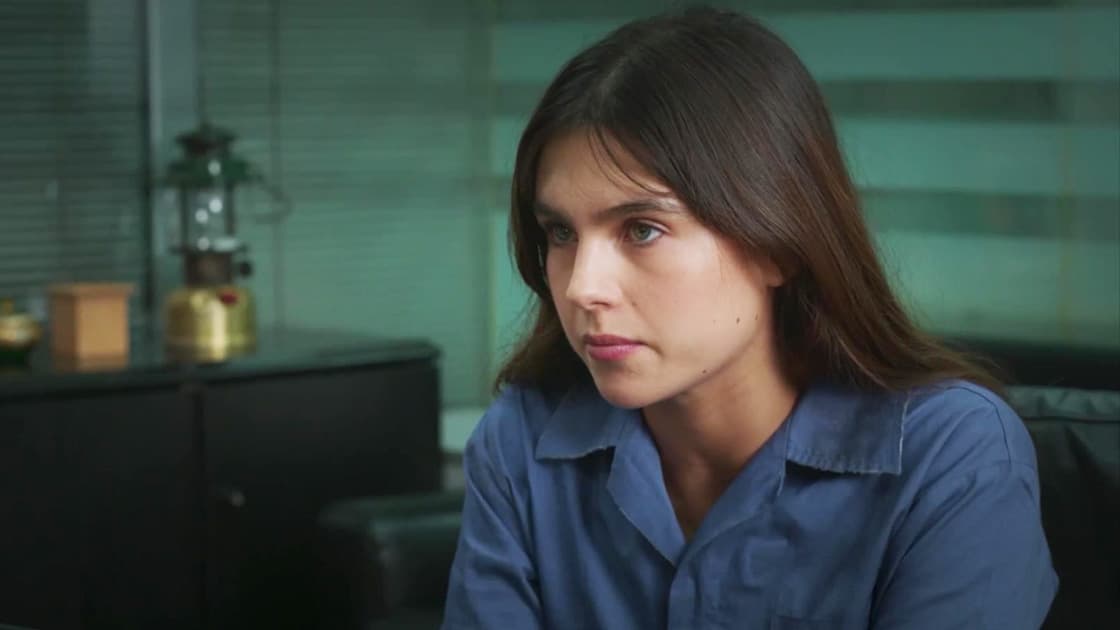 Rebeca decide dar a su hija en adopción | Hermanas, Un Amor Compartido | Capítulo 1