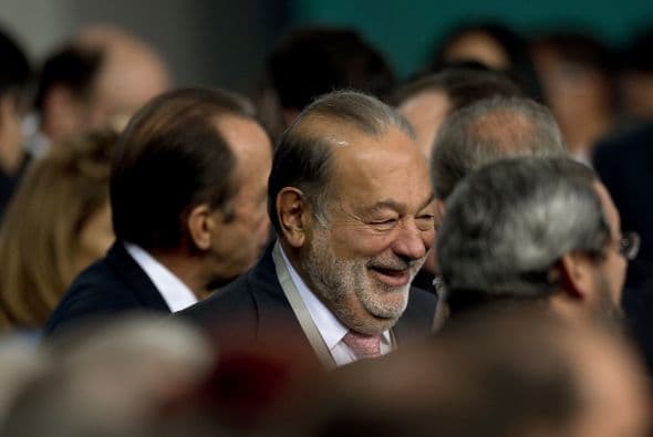 En la lista aparecen Dilma Rousseff, presidenta de Brasil; Michael Bloomberg, alcalde de Nueva York; Francois Hollande, presidente de Francia; Carlos Slim Helú, magnate mexicano; el papa Benedicto XVI; el empresario Bill Gates; Vladimir Putin, presidente de Rusia; la canciller alemana Angela Merkel; y en el primer sitio el presidente de Estados Unidos, Barack Obama. Ver toda la información