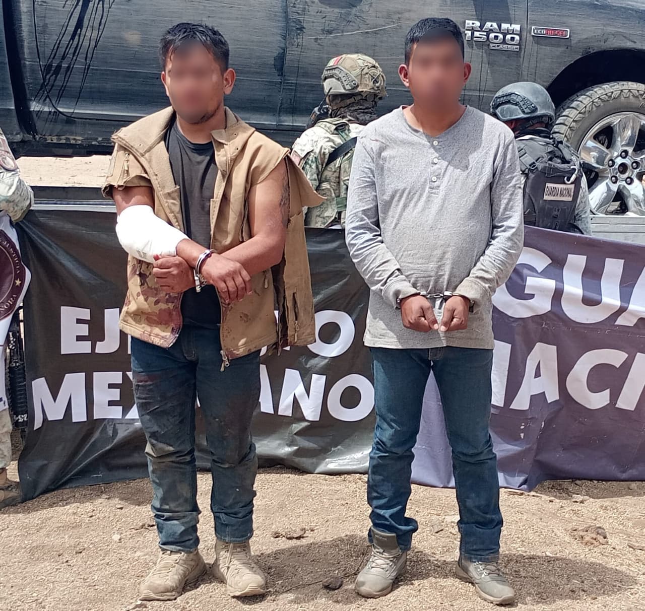 Funcionarios del gobierno mexicano 
<b>confiscaron armamento y desmantelaron una banda criminal</b>, gracias a información otorgada por la estación de la Patrulla Fronteriza de Casa Grande.