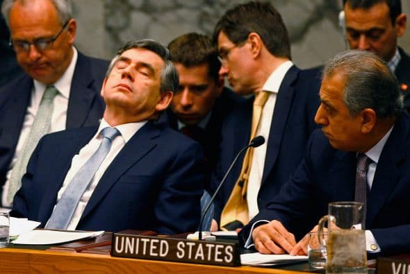 El entonces Primer Ministro de Gran Bretaña, Gordon Brown, asiste a una reunión del Consejo de Seguridad de las Naciones Unidas, en Nueva York, el 16 de abril de 2008.