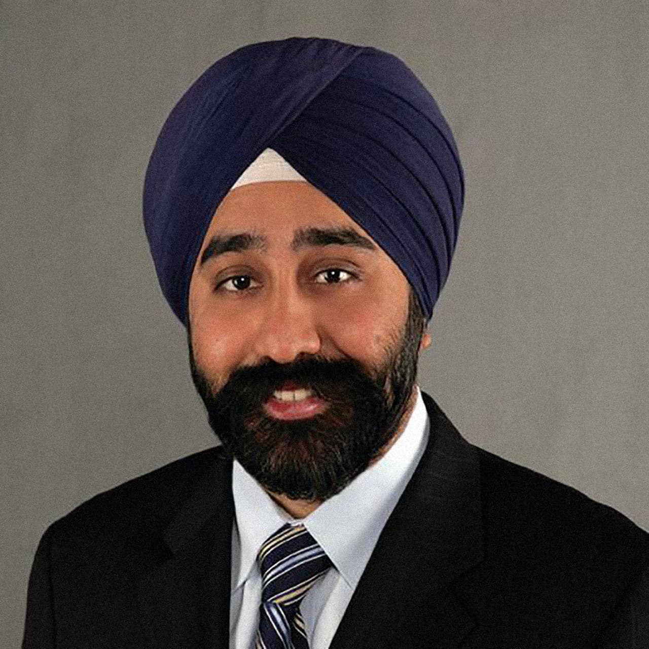 Ravinder Bhalla, primer alcalde de una minoría religiosa en Hoboken, Nueva jersey.