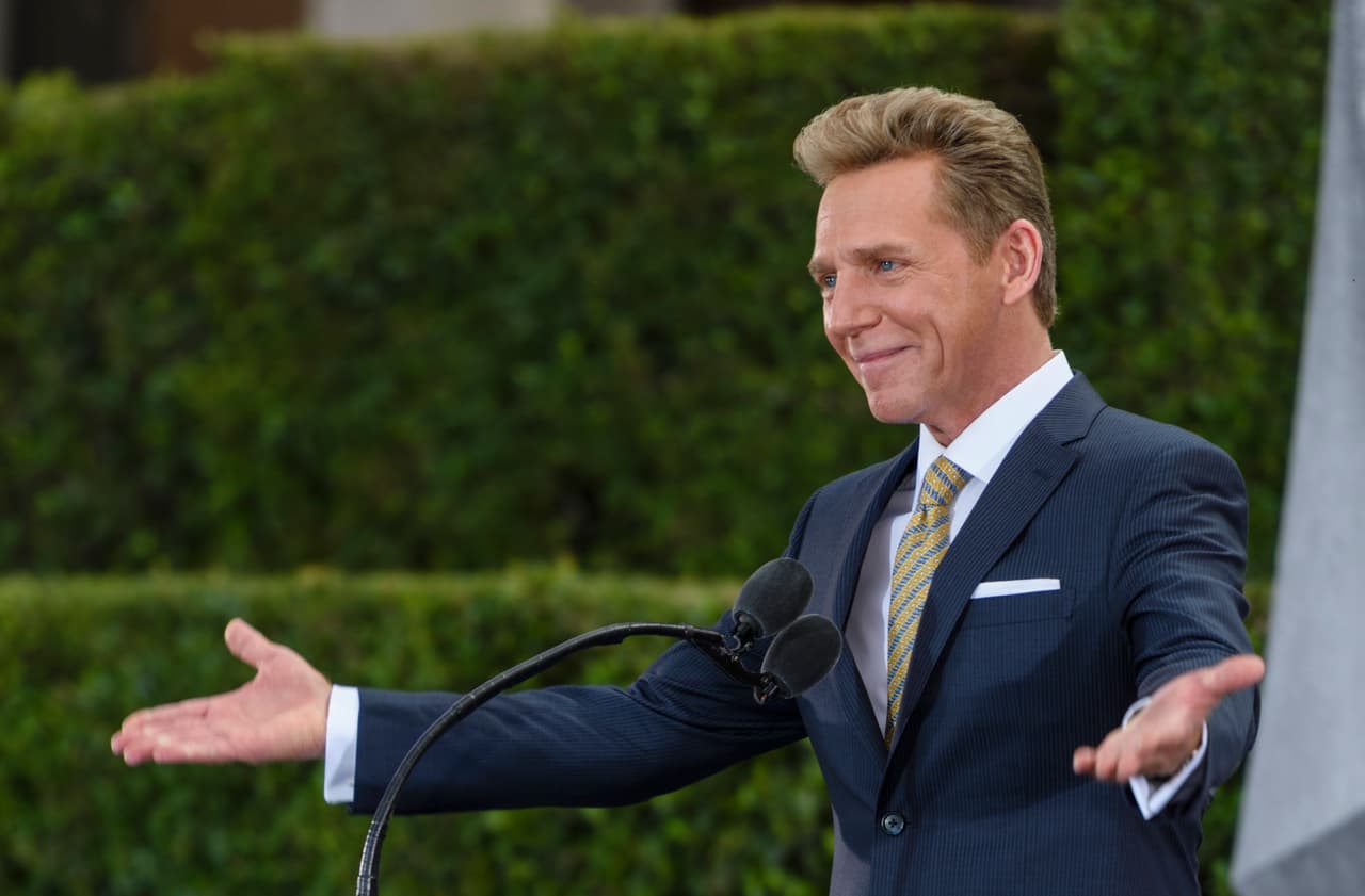 Exmiembro de la iglesia de la Cienciología demanda a su líder por abuso y tráfico humano