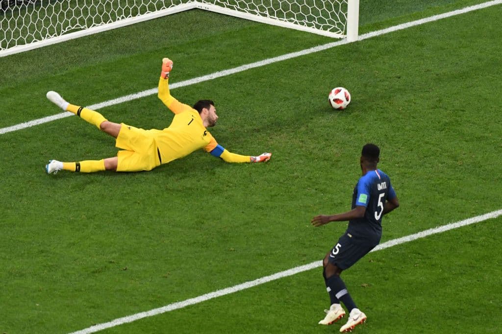 Bélgica fue el que generó primero peligro y al minuto 15, Eden Hazard madó un remate cruzado que se fue cerca el palo izquierdo de Hugo Lloris.