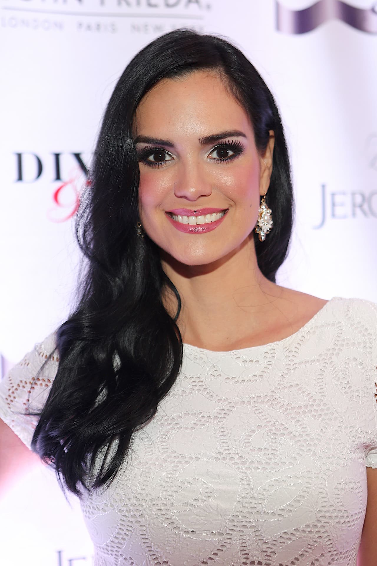 Scarlet Ortiz publicó una fotografía de su rostro, como suele hacerlo en sus redes sociales, pero esta vez hubo algo que llamó la atención de sus seguidores.