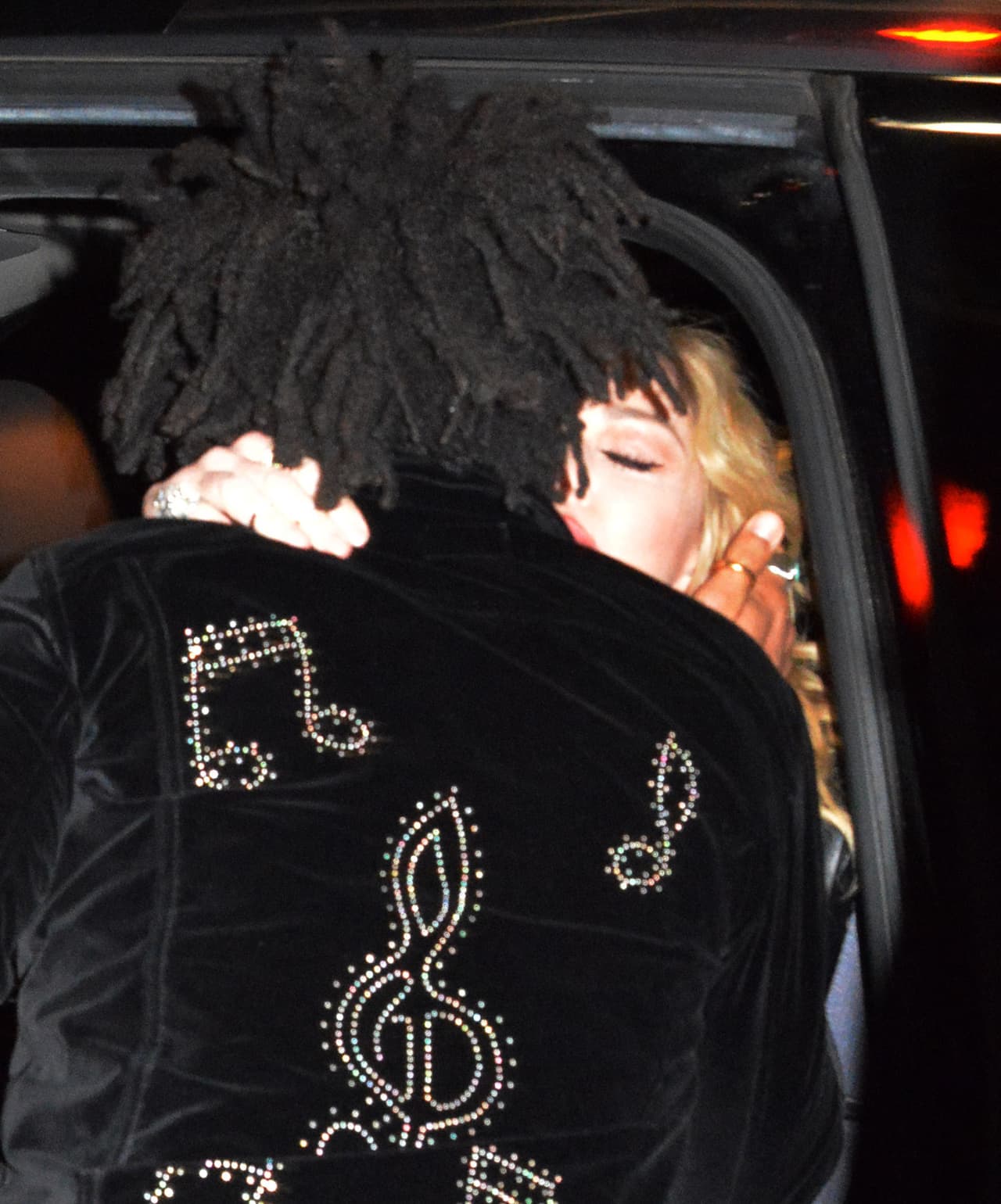 Se dieron un buen beso de despedida.