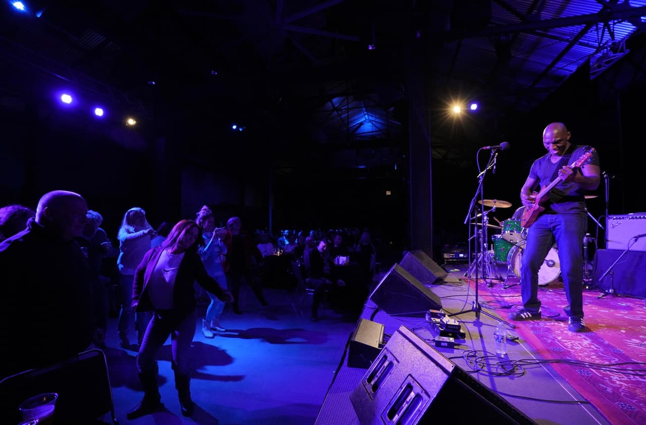 <b><a href="https://www.savannahmusicfestival.org/">Savannah Music Festival (23 de marzo al 8 de abril)</a></b>. Disfruta del ritmo con artistas de jazz, blues y géneros del mundo durante el festival de música más grande de Georgia.
<br>
<br>
<b><a href="https://goo.gl/maps/4QhyLmBsTM868tMg8">Cómo llegar</a></b>