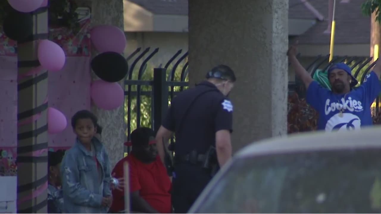 Hospitalizan a niña de 4 años tras dispararse un arma en medio de una fiesta de cumpleaños en Fresno