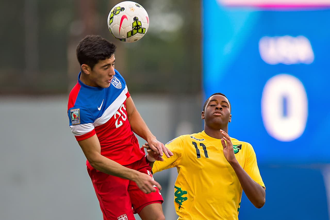 Pretenden prohibir en Estados Unidos los remates de cabeza a los niños