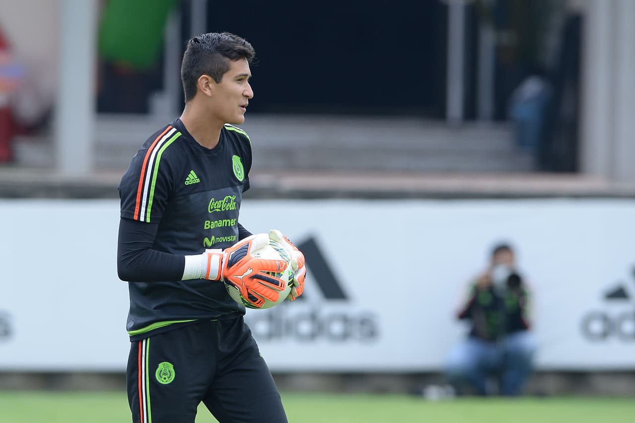 <b>Raúl Gudiño</b> llega de Porto como préstamo a Chivas de Guadalajara.
