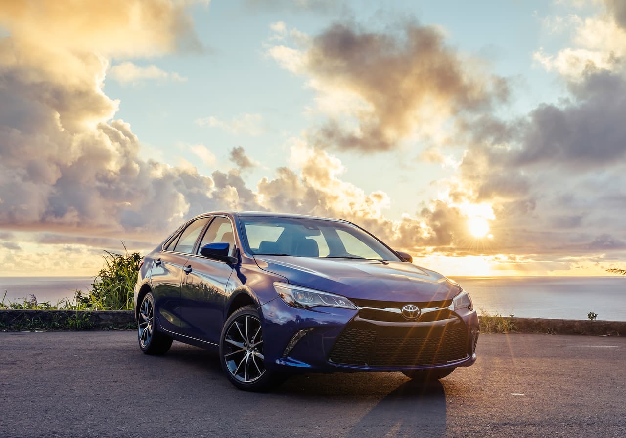 Toyota Camry y Avalon 2016 son llamados a revisión por defecto en las bolsas de aire frontales