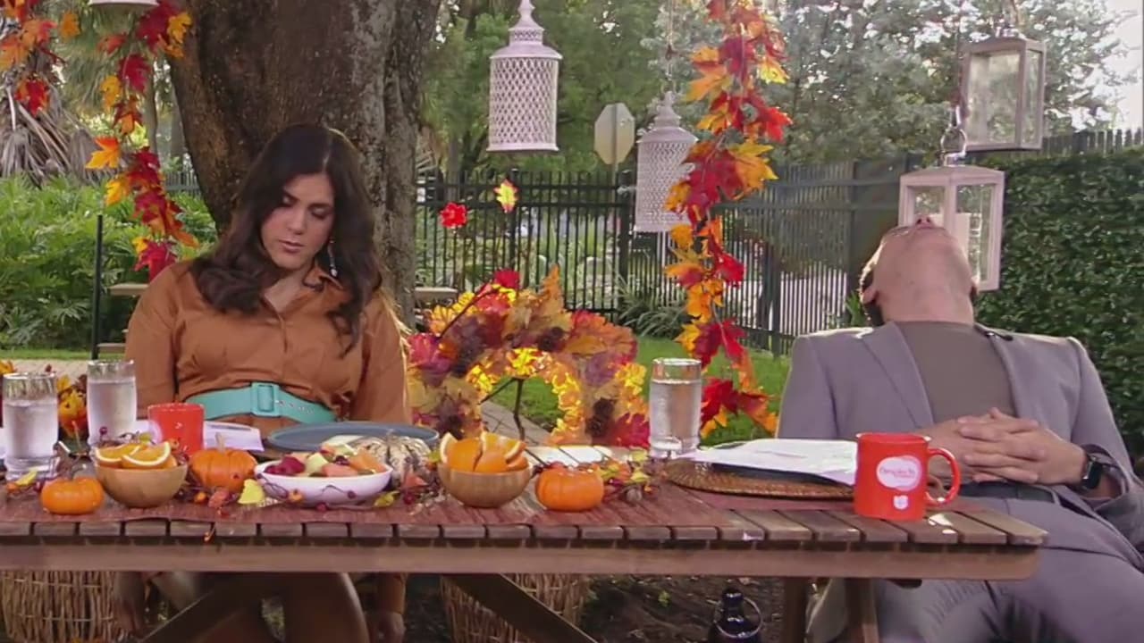 ¿Es cansado ser papás? Francisca y Carlos Calderón se quedaron dormidos antes de responder