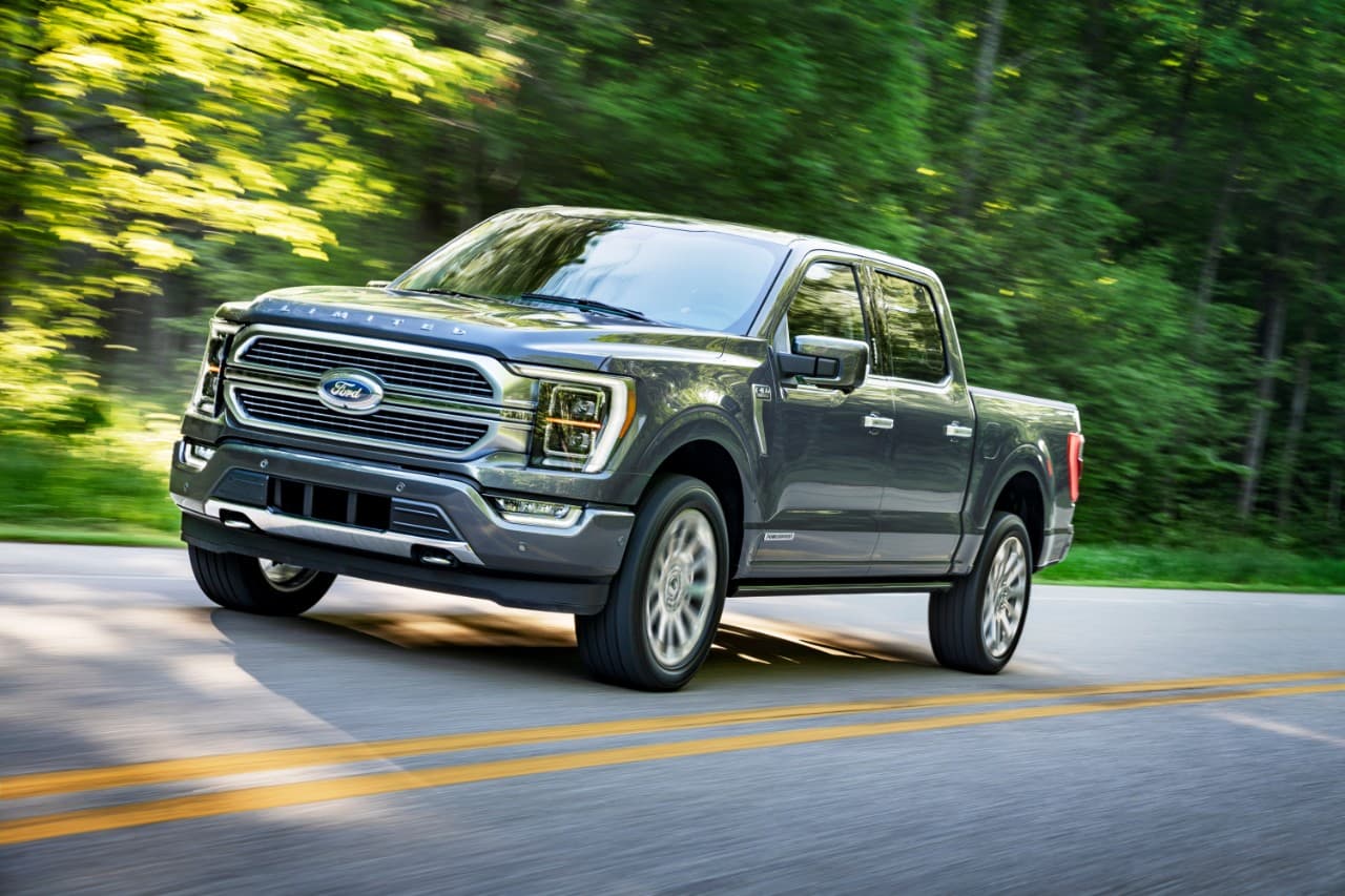 La Ford F-150 2021 llega completamente renovada con la primera versión híbrida de su historia