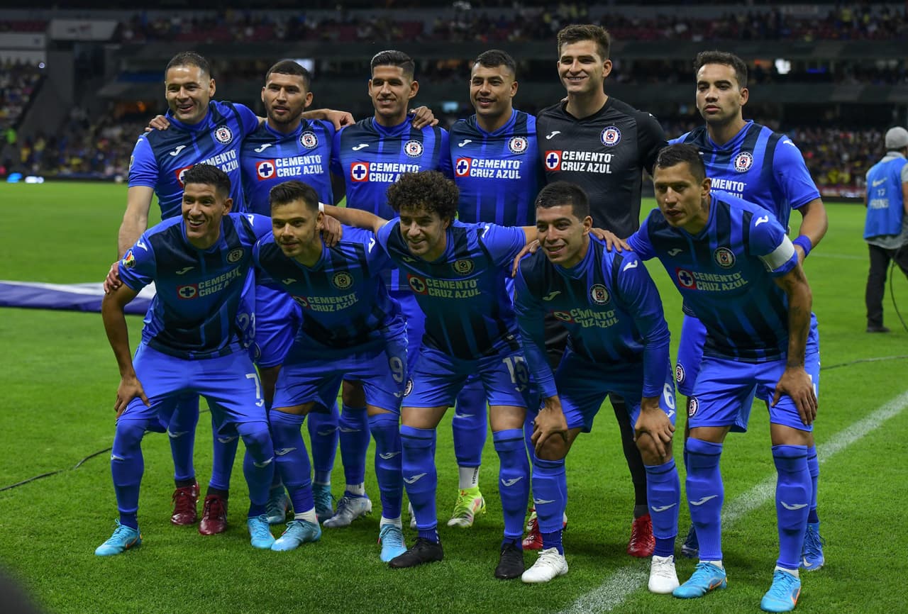 América y Cruz Azul no supieron hacerse daño, pero el empate le dio lo suficiente a las Águilas para instalarse entre los cuatro mejores e ir a Cuartos de Final directo, mientras que Cruz Azul jugará Repechaje y espera rival.
