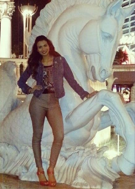 Miren la increíble escultura que se encontró mientras caminaba por la calle. ¡Impresionante!