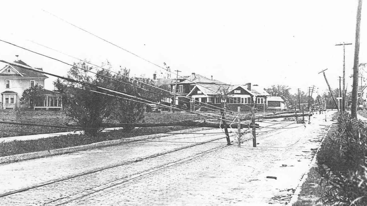 Se reportaron inundaciones en áreas como el centro de Tampa y zonas como Tarpon Springs.
<br>