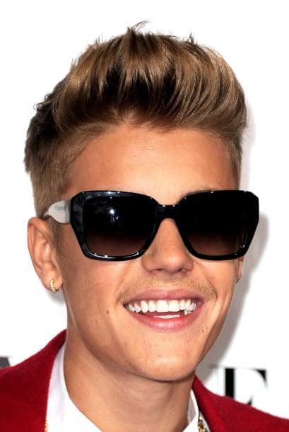 Justin Bieber: "Echa un vistazo a mi single "One Time" en mi myspace y difunde la palabra. Gracias www.myspace.com / justinbieber". Mira aquí los videos más chismosos.