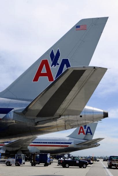 Los programas de AAdvantage y otros servicios al cliente también continuarán como hasta el momento.