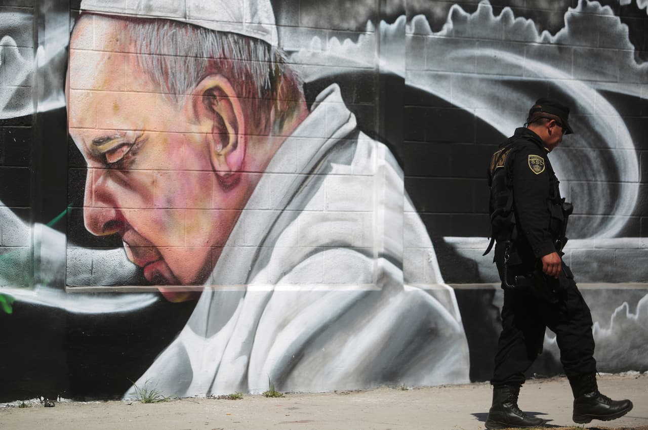 Un guardia en Ecatepec,Estado de México.