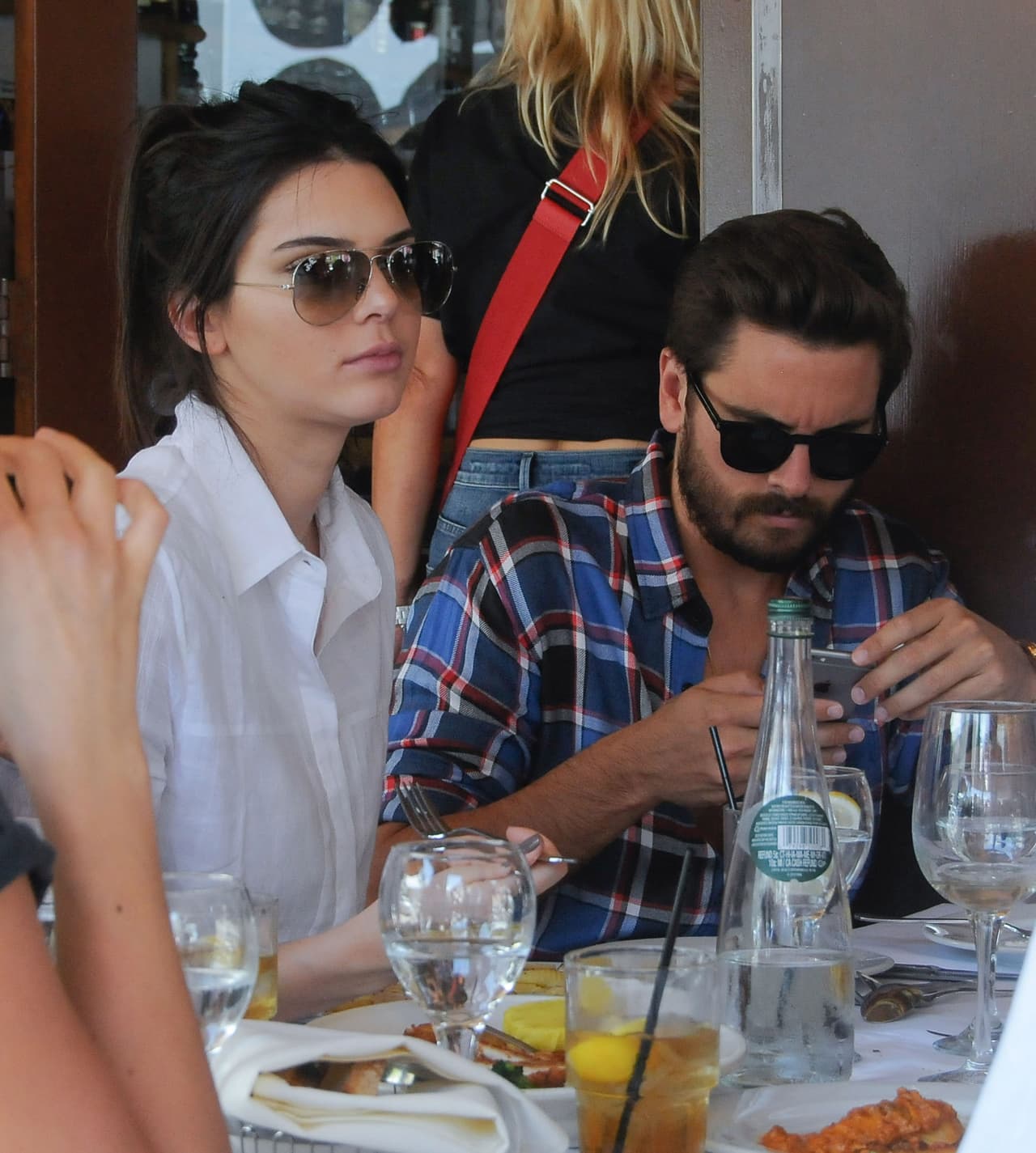 ¿Será verdad que Scott encendió fuego en la familia Kardashian al acostarse con sus cuñadas?