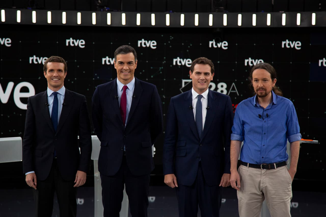 Los candidatos presidenciales fotografiados antes del segundo debate televisado (de izquierda a derecha): Pablo Casado (PP), Pedro Sánchez (PSOE y primer ministro), Albert Rivera (Ciudadanos) y Pablo Iglesias (Unidas Podemos).
