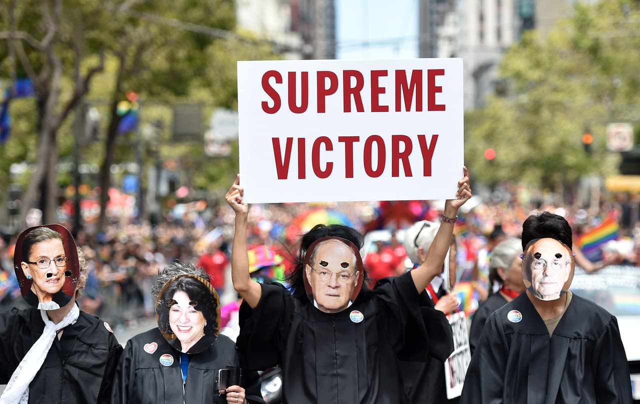 Cientos salieron a las calles de San Francisco para celebrar el Orgullo Gay.