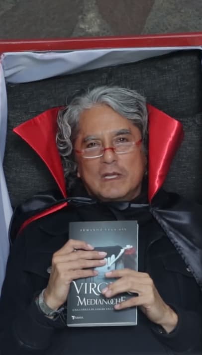 Su libro más reciente fue ‘Virgen de medianoche’, la cual es una historia de terror de vampiros.